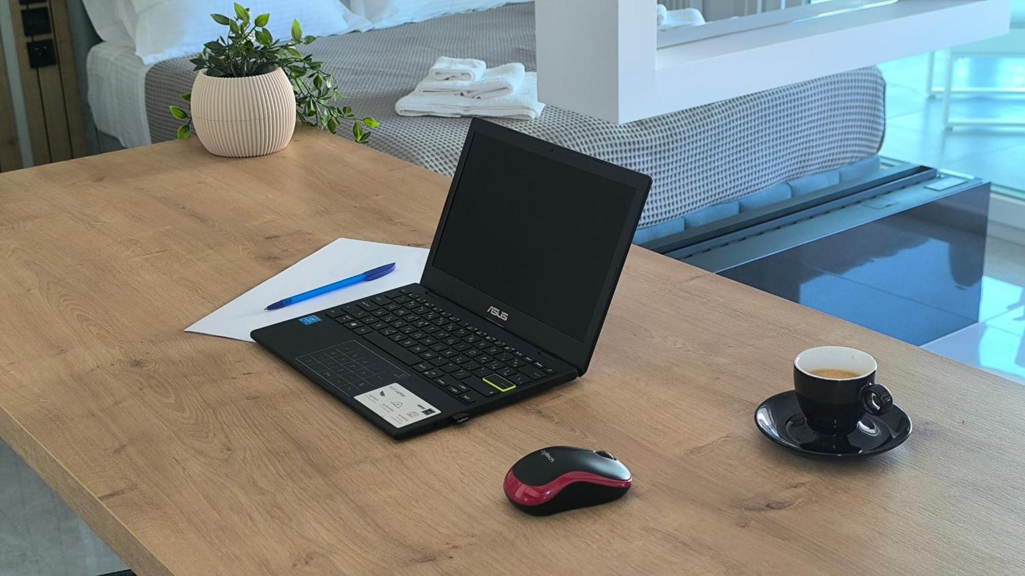 Larisa Absolute Suites, Sky View Smart Home Екстер'єр фото