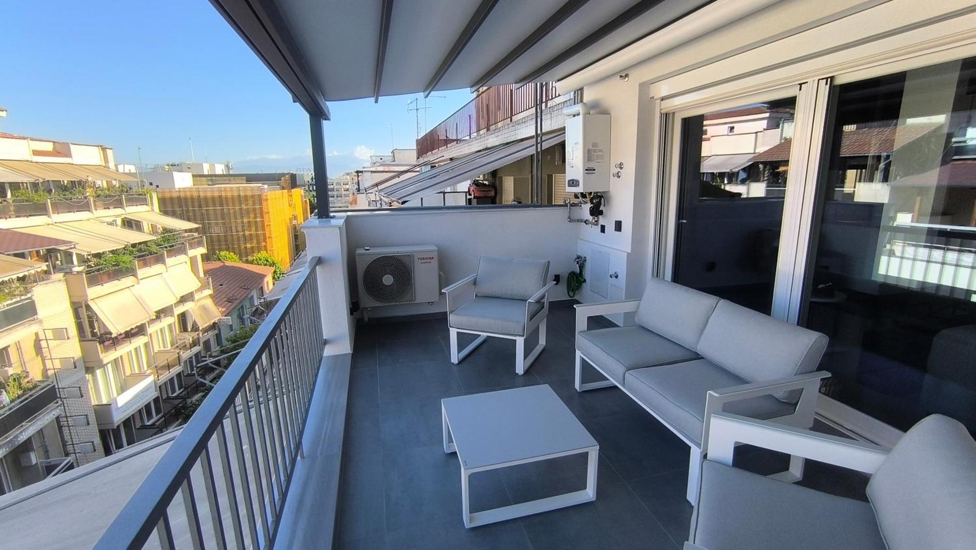 Larisa Absolute Suites, Sky View Smart Home Екстер'єр фото
